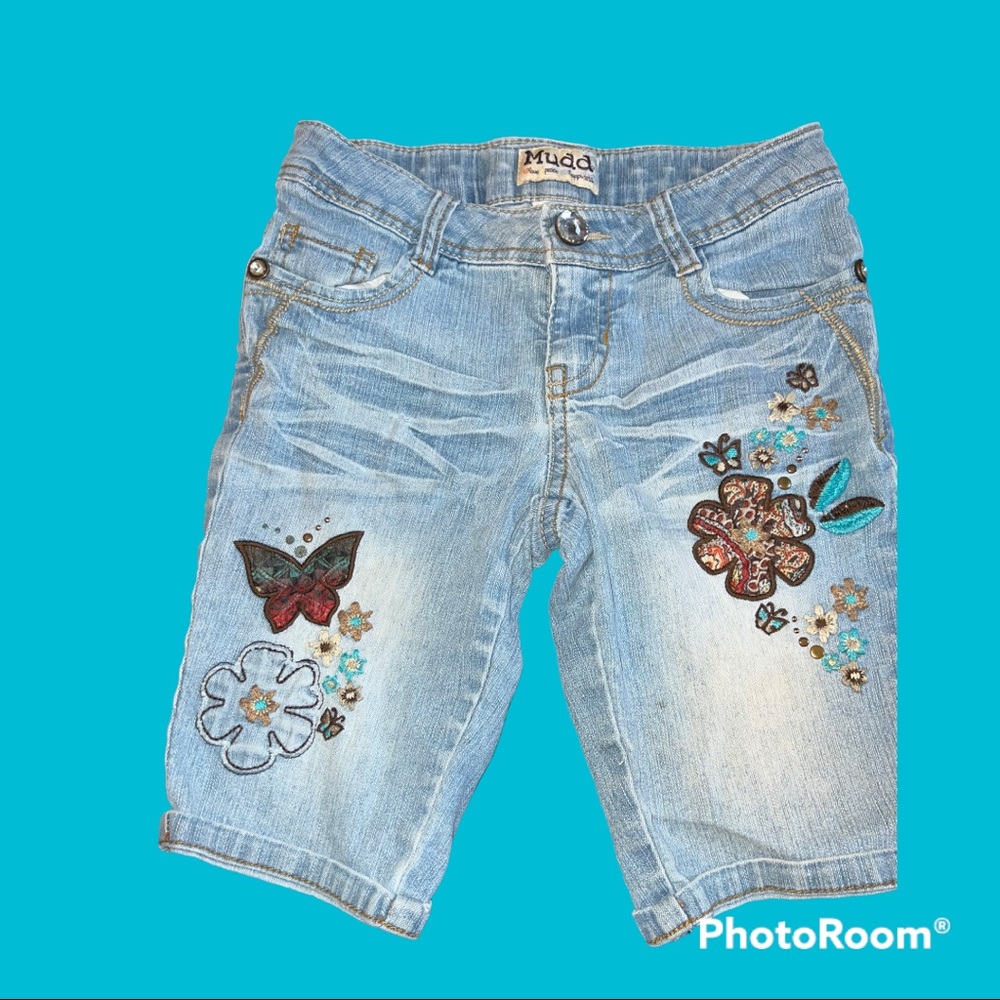 Mudd Girl’s Size 8 Bermuda Denim Shorts